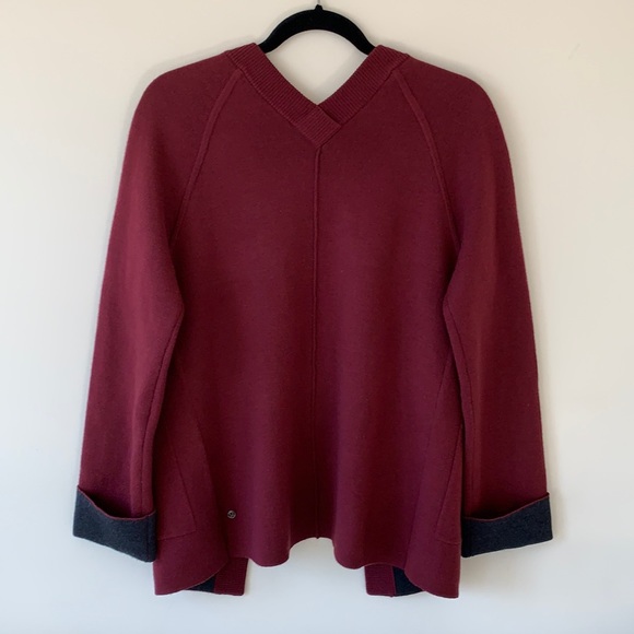 Lululemon Reverse Me Wrap - Picture 4 of 11